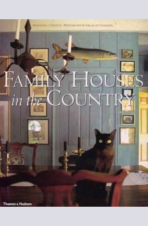 Книга - Family Houses in the Country
