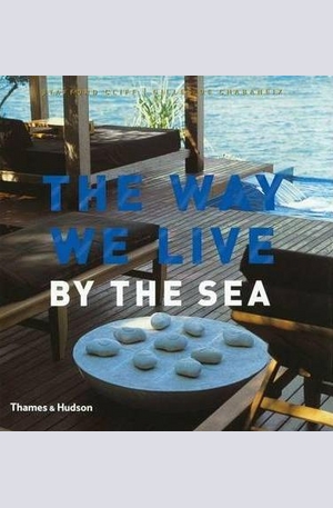 Книга - The Way We Live: By the Sea